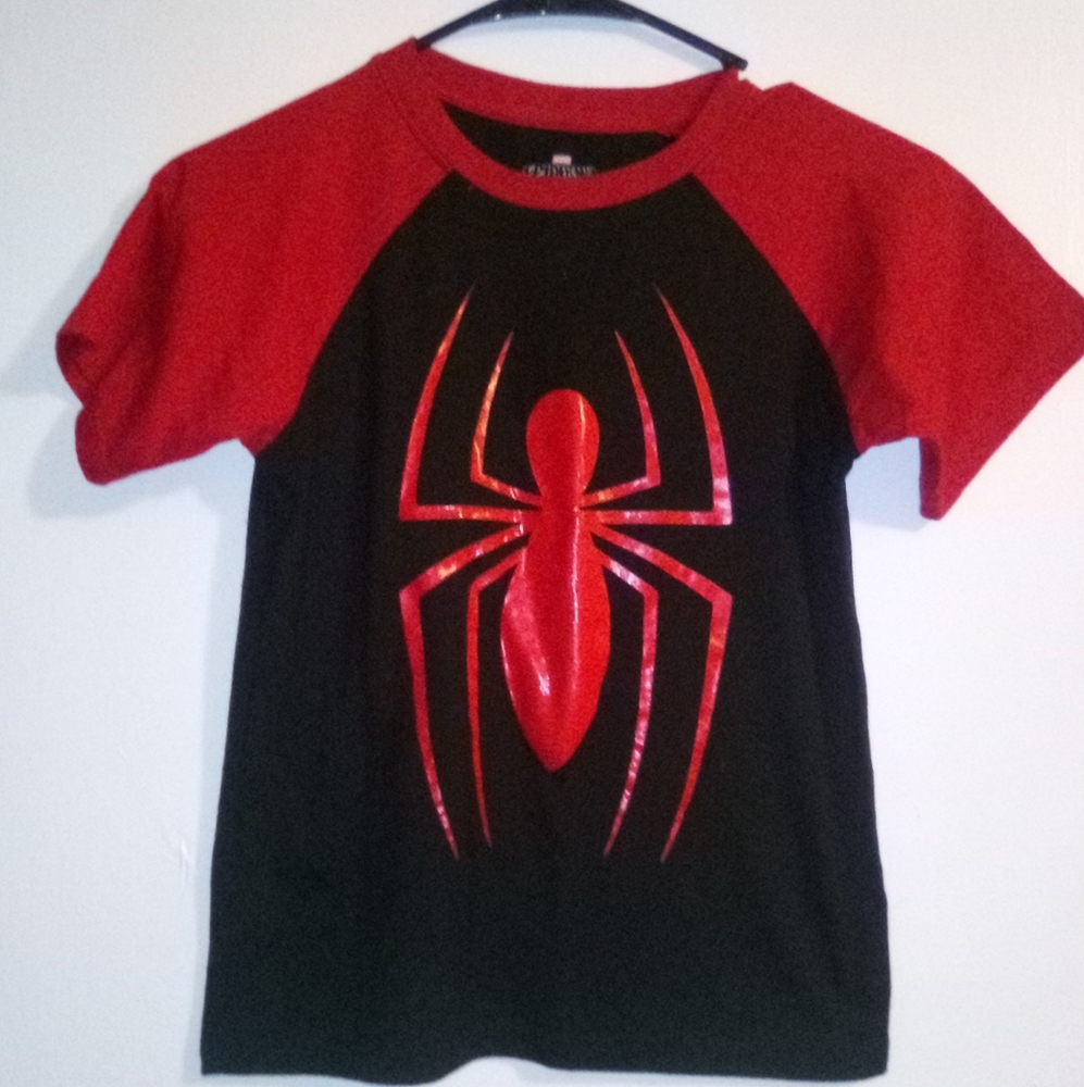 Spiderman top